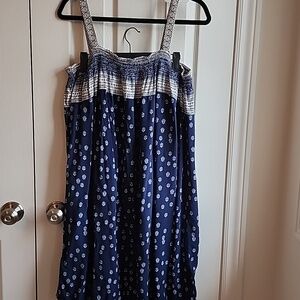Nordstrom Blue and White Patterned Sun Dress LG
